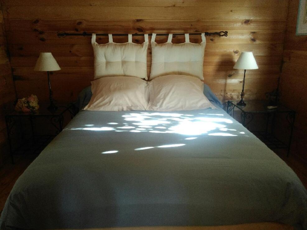 Bed and Breakfast La Ferme Du Bien Etre Athee-sur-Cher Екстер'єр фото